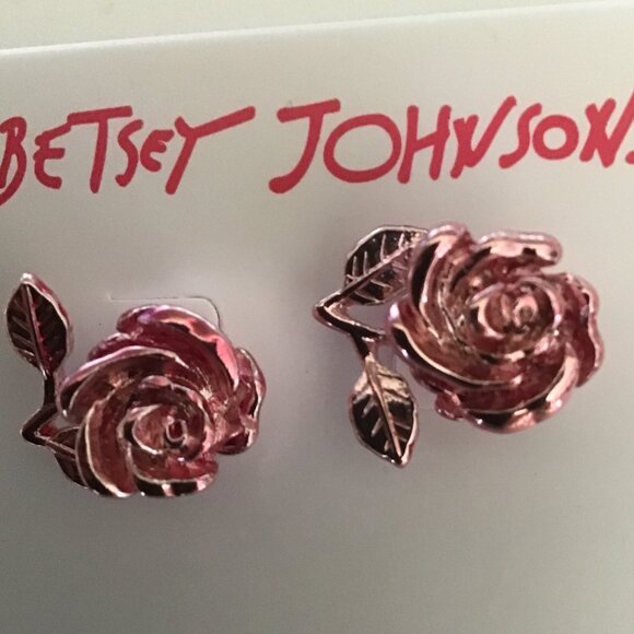 Betsey Johnson New Pink Rose and Leaves Earrings - Picture 1 of 3